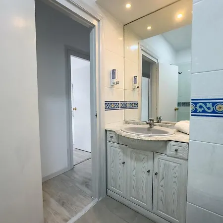 Skol 323 Delightful With Double Terrace, Sea And Park View דירה מארבלה