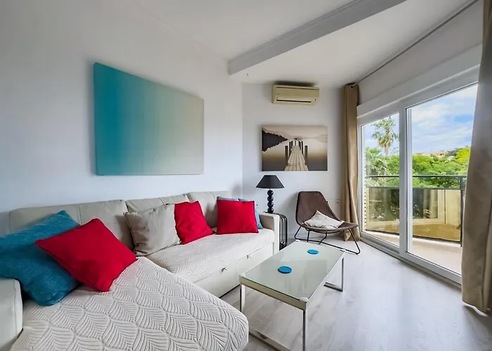Skol 323 Delightful With Double Terrace, Sea And Park View Apartment *