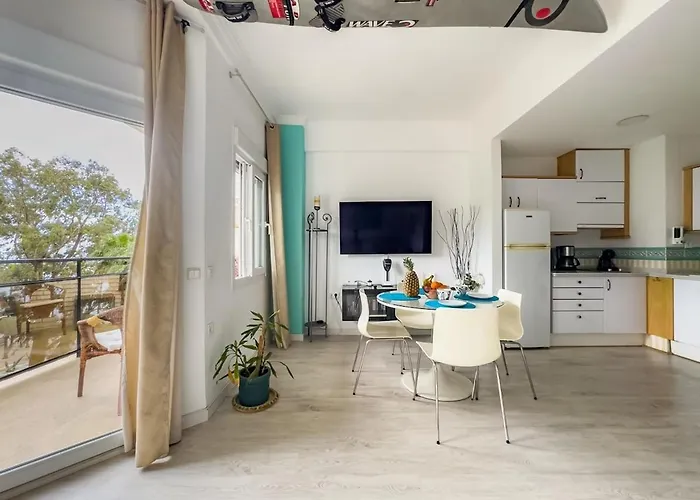 Skol 323 Delightful With Double Terrace, Sea And Park View マルベーリャ