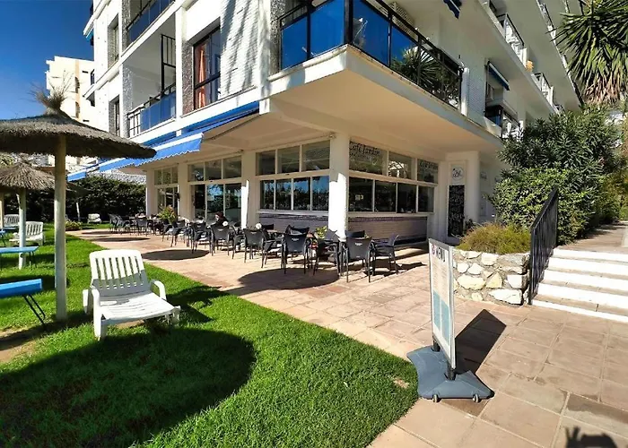 Apartman Skol 323 Delightful With Double Terrace, Sea And Park View Marbella